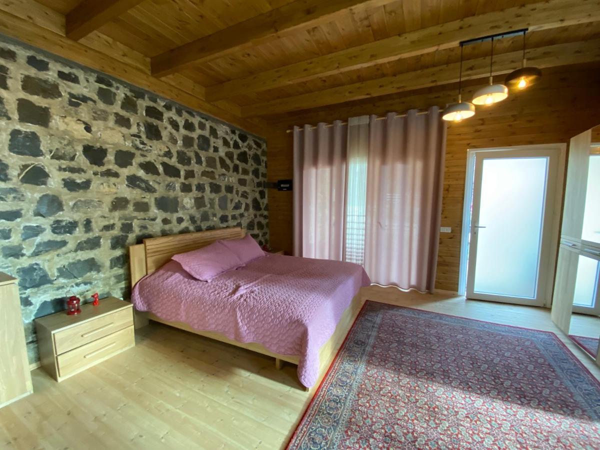 Priska e Madhe Bianca Hotel & Villa מראה חיצוני תמונה