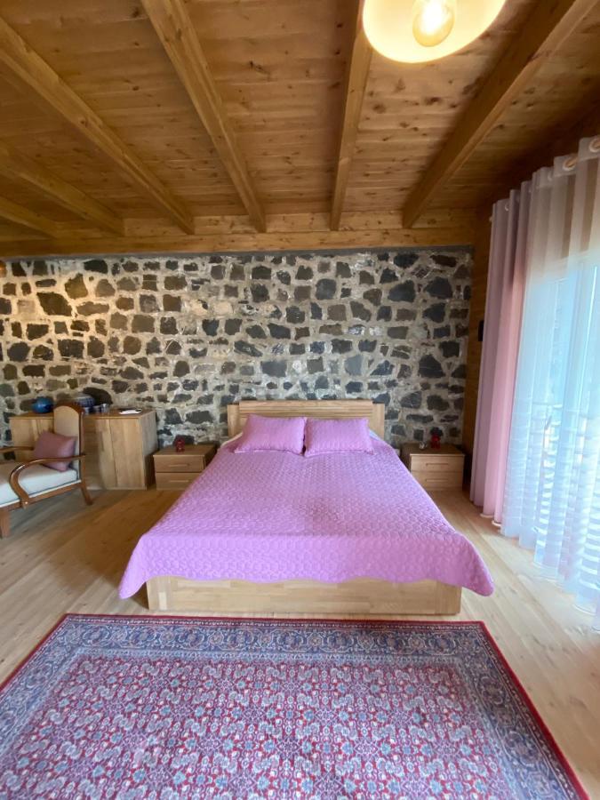 Priska e Madhe Bianca Hotel & Villa מראה חיצוני תמונה