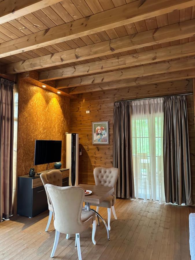 Priska e Madhe Bianca Hotel & Villa מראה חיצוני תמונה
